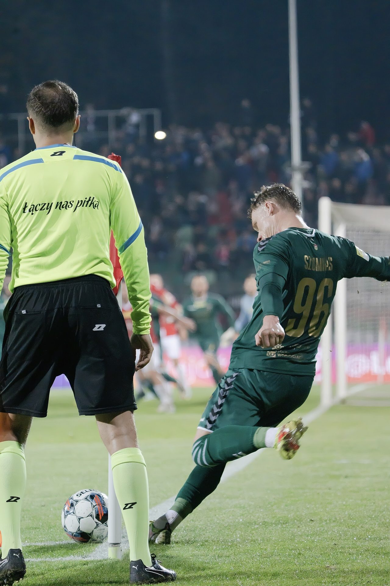宝马娱乐 — 体育场景配图（资料示意） · 主题配图 3
